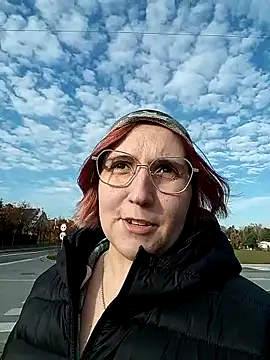 Marie1992PL online show from November 1, 2025, 8:16 am