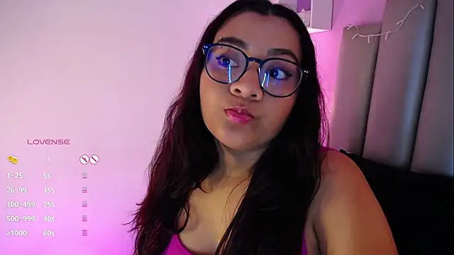 Snapshot of MeghanBurn chatting on March 13, 2025, 3:50 pm MeghanBurn online show from March 13, 2025, 3:50 pm