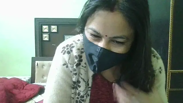Snapshot of couplesuni chatting on December 25, 2024, 3:50 am couplesuni online show from December 25, 2024, 3:50 am