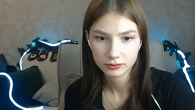 AnaHoney online show from December 2, 2024, 1:25 am