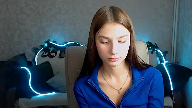 AnaHoney online show from December 5, 2024, 1:49 pm