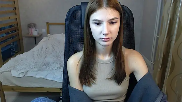 AnaHoney online show from September 29, 2025, 5:23 am