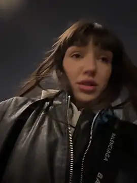 Snapshot of Sophie_Avory chatting on October 3, 2025, 7:33 pm Sophie Avory online show from October 3, 2025, 7:33 pm