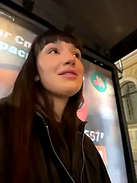 Snapshot of Sophie_Avory chatting on October 17, 2025, 8:44 pm Sophie Avory online show from October 17, 2025, 8:44 pm