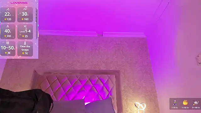 Snapshot of LiaFlowers chatting on February 27, 2025, 9:32 am LiaFlowers online show from February 27, 2025, 9:32 am