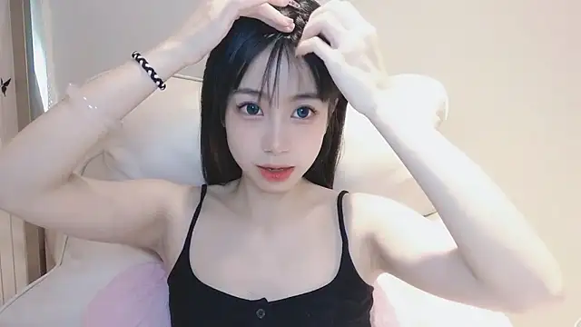 -Hottie online show from December 7, 2024, 6:54 am