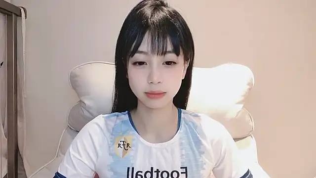 -Hottie online show from December 13, 2024, 3:11 pm