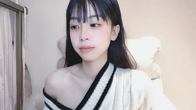 -Hottie online show from January 19, 2025, 4:25 pm