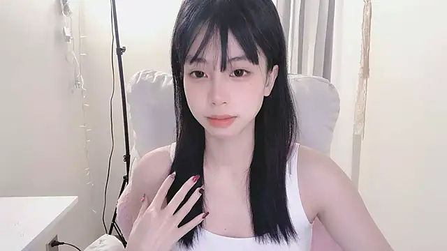 -Hottie online show from March 4, 2025, 3:59 pm