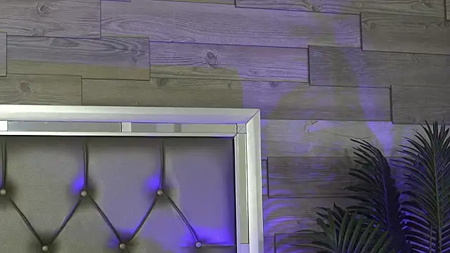 Snapshot of KeylaConner chatting on December 14, 2025, 4:40 am KeylaConner online show from December 14, 2025, 4:40 am