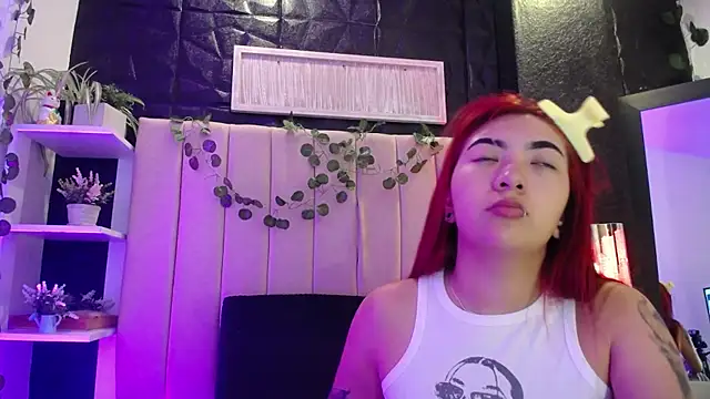 Mia Rinn online show from January 8, 2025, 1:09 pm