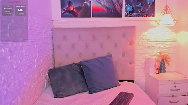 graceymilf666 online show from February 26, 2025, 11:30 am