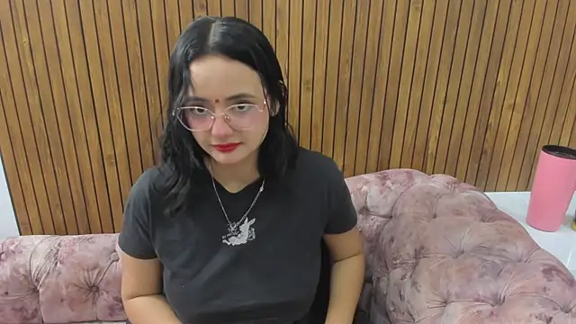 Snapshot of kae_styles chatting on February 18, 2025, 10:03 pm kae styles online show from February 18, 2025, 10:03 pm
