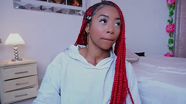 Snapshot of Alondrasparrow2 chatting on February 1, 2025, 10:44 pm Alondrasparrow2 online show from February 1, 2025, 10:44 pm