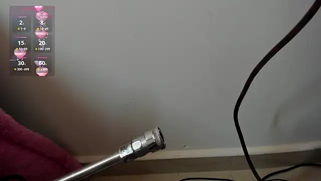 Snapshot of Elii_ross chatting on November 11, 2025, 7:03 pm Elii ross online show from November 11, 2025, 7:03 pm