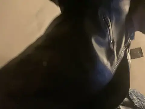 Snapshot of SluttyLyfe4L chatting on January 14, 2025, 7:32 pm SluttyLyfe4L online show from January 14, 2025, 7:32 pm