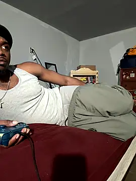 Snapshot of SluttyLyfe4L chatting on October 24, 2025, 8:11 am SluttyLyfe4L online show from October 24, 2025, 8:11 am