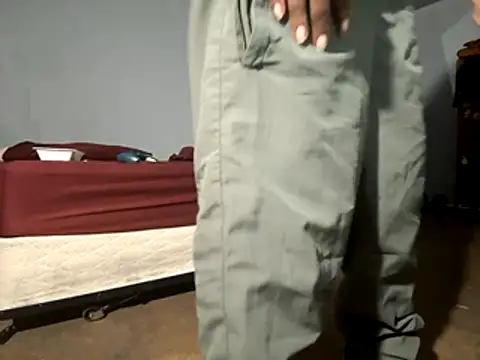 Snapshot of SluttyLyfe4L chatting on October 26, 2025, 9:59 am SluttyLyfe4L online show from October 26, 2025, 9:59 am