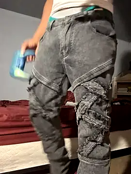 Snapshot of SluttyLyfe4L chatting on November 9, 2025, 12:09 am SluttyLyfe4L online show from November 9, 2025, 12:09 am