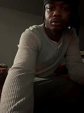 Snapshot of SluttyLyfe4L chatting on November 12, 2025, 7:20 am SluttyLyfe4L online show from November 12, 2025, 7:20 am