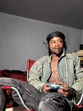 Snapshot of SluttyLyfe4L chatting on November 15, 2025, 7:43 pm SluttyLyfe4L online show from November 15, 2025, 7:43 pm