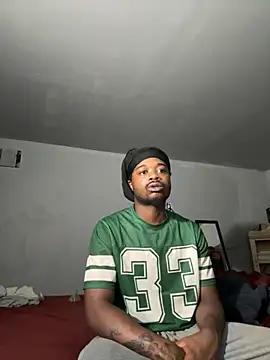 Snapshot of SluttyLyfe4L chatting on November 20, 2025, 11:32 am SluttyLyfe4L online show from November 20, 2025, 11:32 am