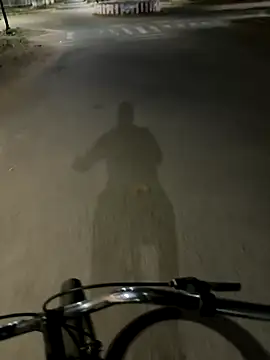 SnapIDRakesh4 online show from December 4, 2025, 5:32 pm