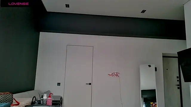 white King9999 online show from September 18, 2025, 1:02 pm