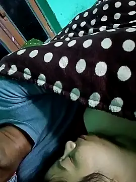 Lustyful Couple online show from December 17, 2024, 11:27 pm