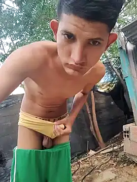 Valentinacuc online show from November 26, 2025, 11:44 am