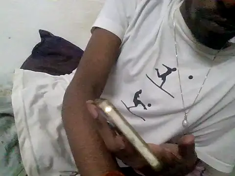 devilsam3327 online show from November 3, 2025, 2:29 pm