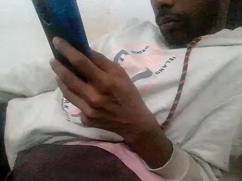 devilsam3327 online show from December 2, 2025, 5:19 pm