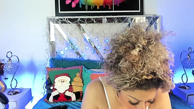 Snapshot of Katti_Barrera chatting on December 17, 2024, 2:00 pm Katti Barrera online show from December 17, 2024, 2:00 pm