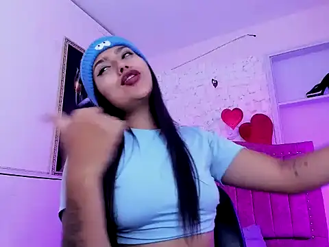 SarahStones online show from September 26, 2025, 2:59 am