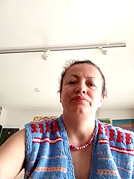 MariaAnaSunshine online show from September 25, 2025, 7:34 am