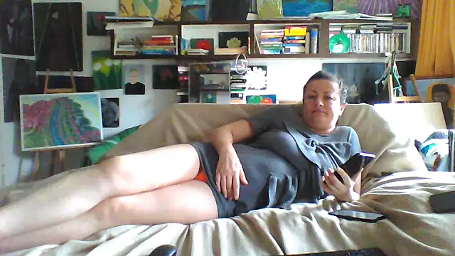 MariaAnaSunshine online show from October 10, 2025, 9:30 am