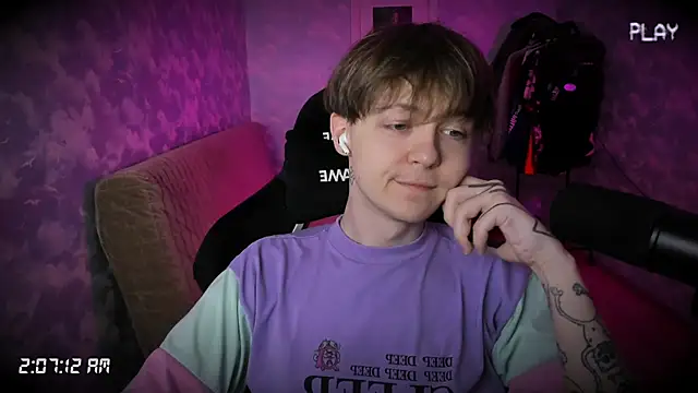 charonbaby1 online show from September 11, 2025, 11:05 pm