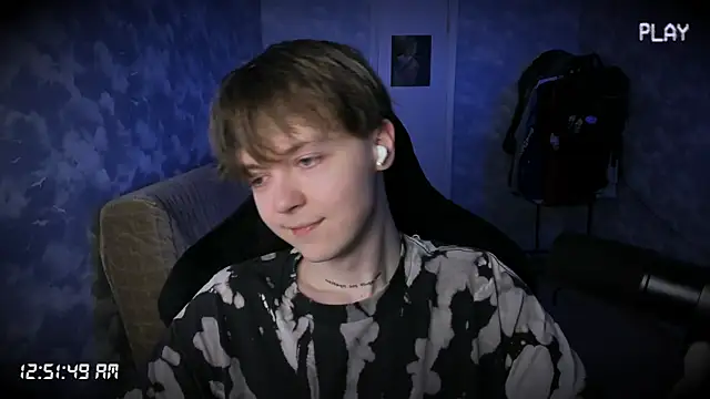 charonbaby1 online show from September 20, 2025, 9:49 pm