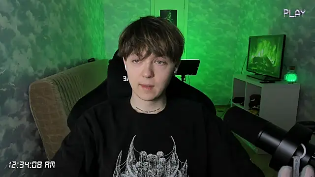 charonbaby1 online show from October 11, 2025, 9:35 pm