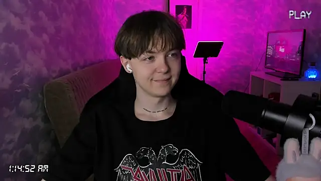 charonbaby1 online show from October 26, 2025, 10:15 pm