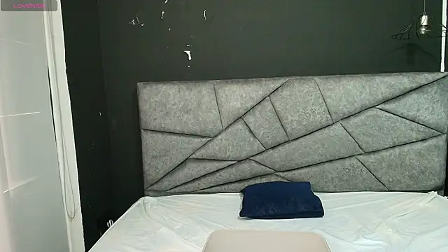 SexyNaf online show from October 22, 2025, 4:51 pm