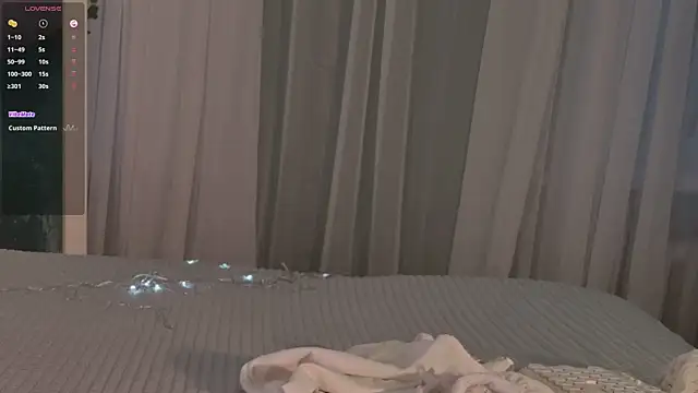 Snapshot of SunnyRisha chatting on October 26, 2025, 5:24 am SunnyRisha online show from October 26, 2025, 5:24 am