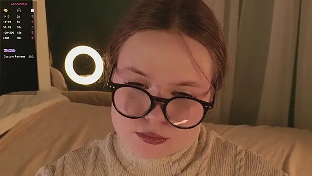 Snapshot of SunnyRisha chatting on November 21, 2025, 5:17 am SunnyRisha online show from November 21, 2025, 5:17 am