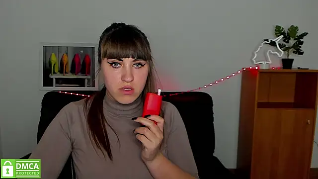 Snapshot of Amali_Ivanna_smit chatting on March 4, 2025, 3:37 pm Amali Ivanna smit online show from March 4, 2025, 3:37 pm