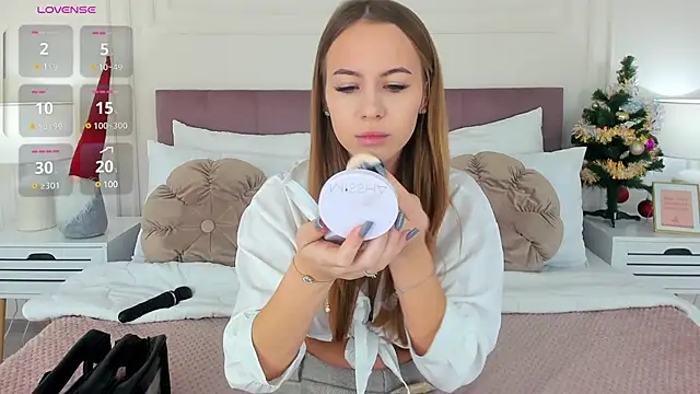 Snapshot of CherieDane chatting on January 5, 2025, 6:13 am CherieDane online show from January 5, 2025, 6:13 am