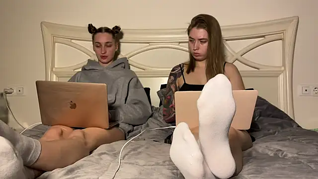 Snapshot of urmissalice chatting on December 29, 2024, 7:32 pm urmissalice online show from December 29, 2024, 7:32 pm