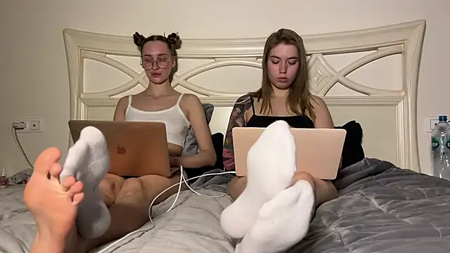 Snapshot of urmissalice chatting on December 29, 2024, 10:36 pm urmissalice online show from December 29, 2024, 10:36 pm