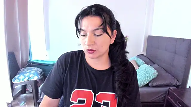 Snapshot of Judychase2 chatting on October 7, 2025, 12:13 pm Judychase2 online show from October 7, 2025, 12:13 pm