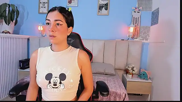 lyzzi smith01 online show from January 21, 2025, 7:28 pm