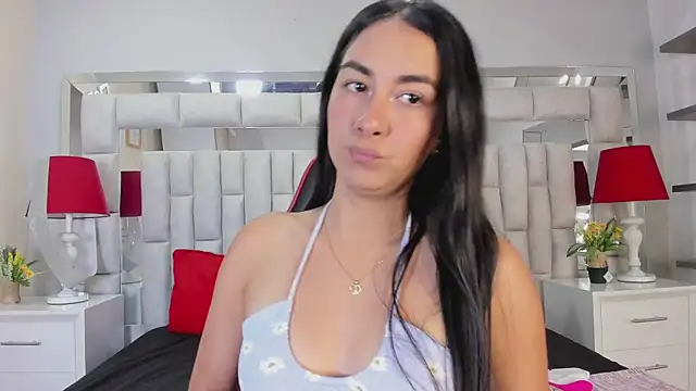 lyzzi smith01 online show from September 22, 2025, 7:38 pm